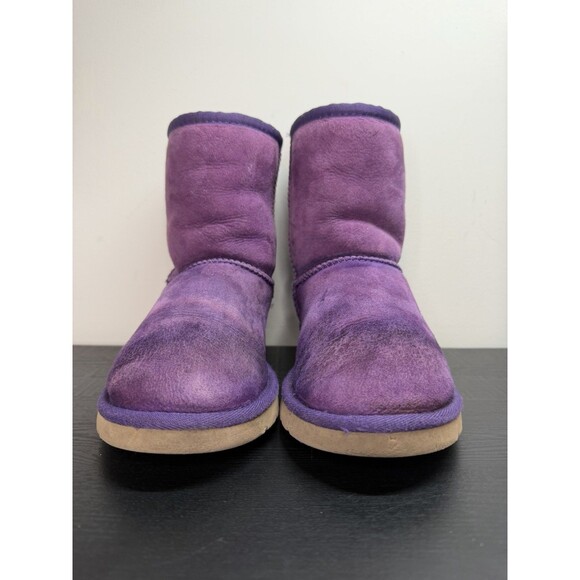 Youth UGG Classic Short II Boots Size 4 Purple Suede 5251 - Picture 2 of 11